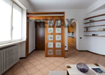 Hall / corridoio - Trilocale Via Roma
 
63, Casatenovo - foto 4