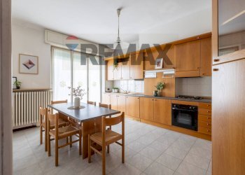Cucina - Trilocale Via Roma
 
63, Casatenovo - foto 2
