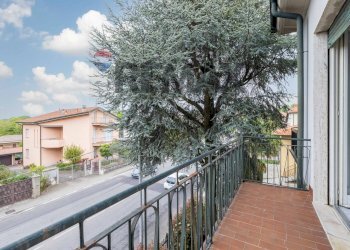 Balcone - Trilocale Via Roma
 
63, Casatenovo - foto 5