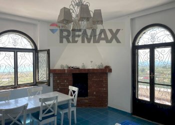 Sala da pranzo - Independent house Via Sant'Antonio
 
4, Monte Sant'Angelo - photo 11