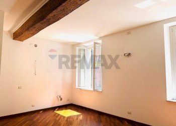 Cucina a vista - Trilocale VIA EMILIA
 
298, Tortona - foto 5