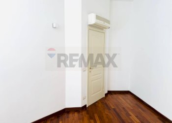 Camera matrimoniale - Trilocale VIA EMILIA
 
298, Tortona - foto 7