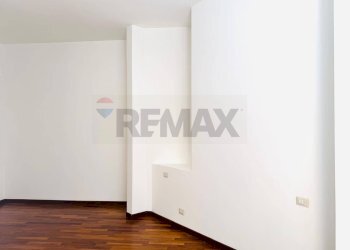 Camera matrimoniale - Trilocale VIA EMILIA
 
298, Tortona - foto 10