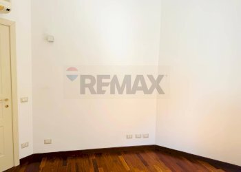 Seconda camera - Trilocale VIA EMILIA
 
298, Tortona - foto 14