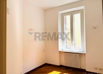 Seconda camera - Trilocale VIA EMILIA
 
298, Tortona - foto 16