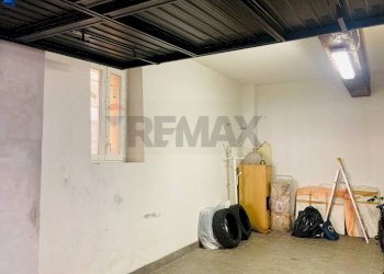 Box - Trilocale VIA EMILIA
 
298, Tortona - foto 28