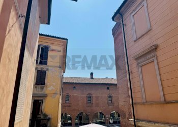 Zona centrale - Trilocale VIA EMILIA
 
298, Tortona - foto 33