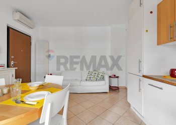 Zona giorno - Three-room apartment VIA SEVERINI
 
3, Milano - photo 8