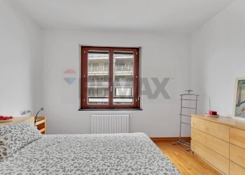 Camera matrimoniale - Three-room apartment VIA SEVERINI
 
3, Milano - photo 10