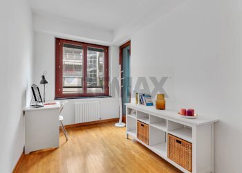 Seconda camera/Studio - Three-room apartment VIA SEVERINI
 
3, Milano - photo 16