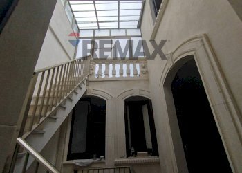 Edificio all\'aperto - Casa indipendente via Garibaldi
 
22, Canicattini Bagni - foto 13