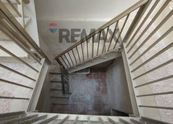 Scale - Casa indipendente via Garibaldi
 
22, Canicattini Bagni - foto 15