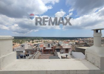 Edificio all\'aperto - Casa indipendente via Garibaldi
 
22, Canicattini Bagni - foto 22