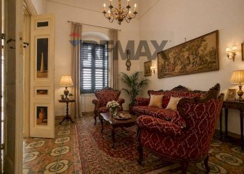 Soggiorno - Casa indipendente via Garibaldi
 
22, Canicattini Bagni - foto 6