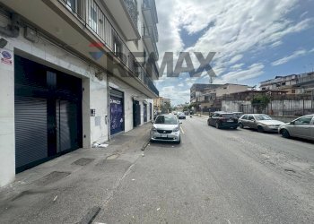 Edificio all\'aperto - Trilocale via G. Marconi
 
143, Casavatore - foto 2