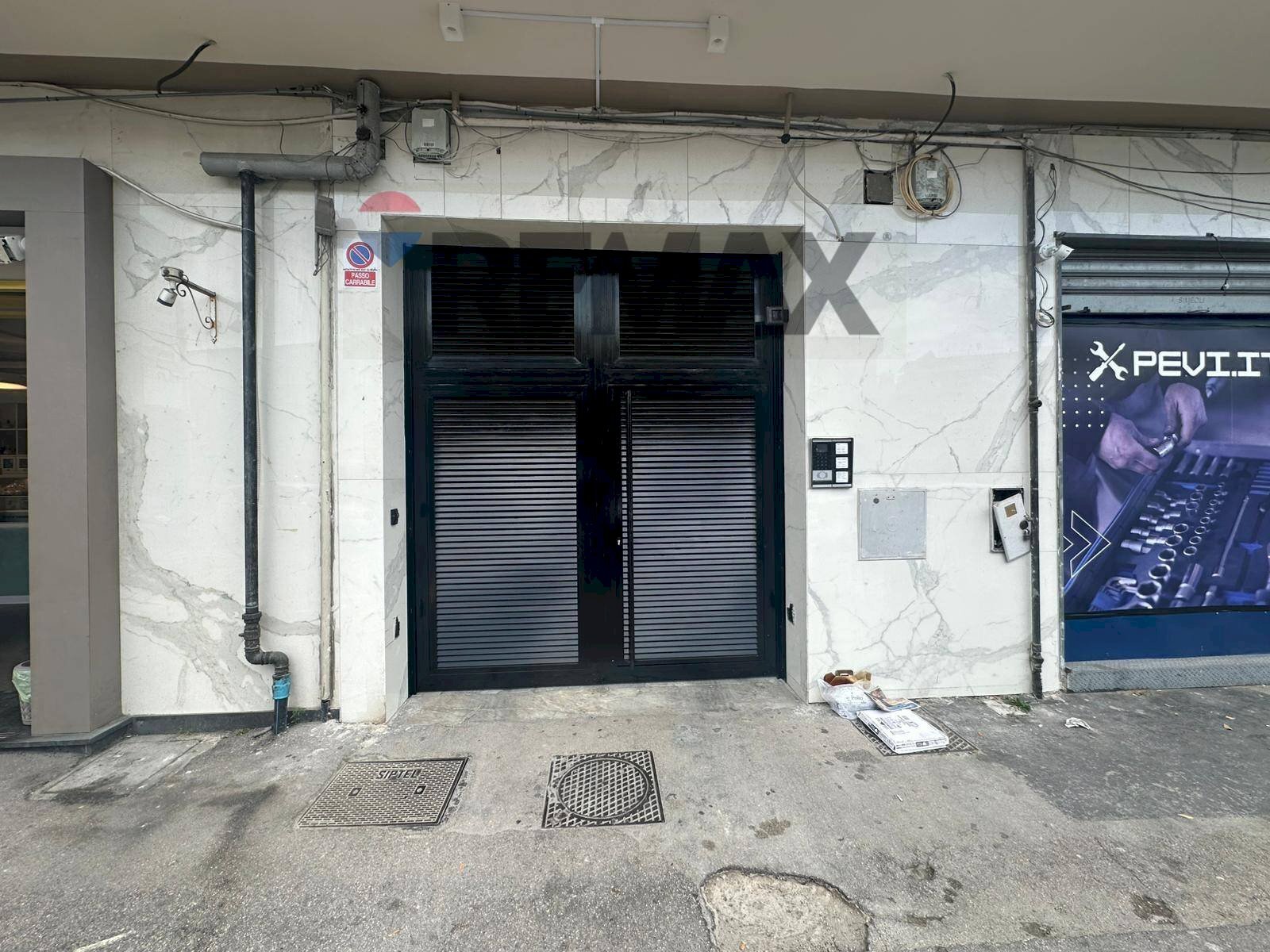 Edificio all\'aperto - Trilocale VIA G. MARCONI
 
143, Casavatore - foto 1