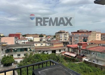 Edificio all\'aperto - Trilocale VIA G. MARCONI
 
143, Casavatore - foto 22