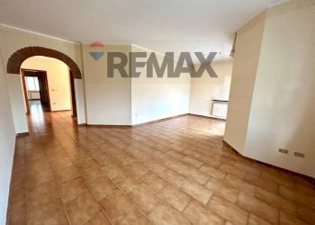 Stanza vuota - Villa Pisogne - photo 6