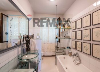 Bagno - Quadrilocale Via Bragadino
 
4, Lovere - foto 12