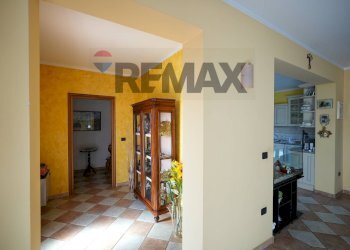 Hall / corridoio - Villa Vicolo San Giovanni Bosco
 
1, Casaleone - photo 6