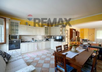 Sala da pranzo - Villa Vicolo San Giovanni Bosco
 
1, Casaleone - photo 8