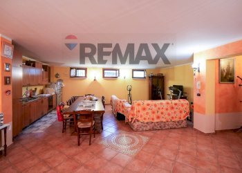 Sala da pranzo - Villa Vicolo San Giovanni Bosco
 
1, Casaleone - photo 24