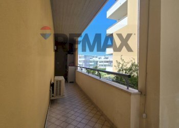 Balcone - Quadrilocale Via Montesecco
 
54, Spoltore - foto 9