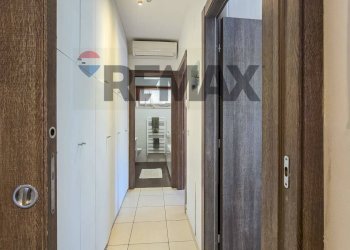 Hall / corridoio - Quadrilocale Via Montesecco
 
54, Spoltore - foto 25