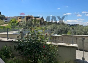 Balcone - Quadrilocale Via Montesecco
 
54, Spoltore - foto 44