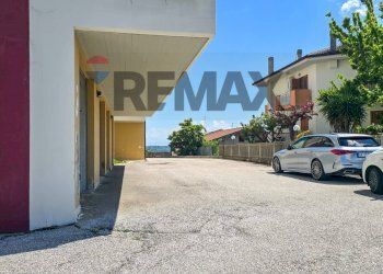 Terrazza - Quadrilocale Via Montesecco
 
54, Spoltore - foto 45