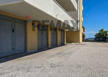 garage - Quadrilocale Via Montesecco
 
54, Spoltore - foto 46