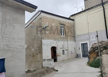 Casa all\'aperto - Casa indipendente Via Giotto
 
14, Orsara di Puglia - foto 5