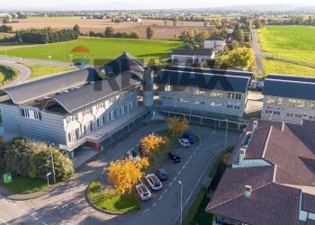 Edificio all\'aperto - Office Via Paolo Borsellino
 
13, Fontanellato - photo 3