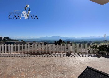 Foto 2 - Casa indipendente Viale Cristoforo Colombo
 
6, Acquaviva Picena - foto 2