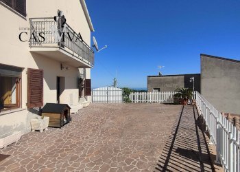 Foto 3 - Casa indipendente Viale Cristoforo Colombo
 
6, Acquaviva Picena - foto 3