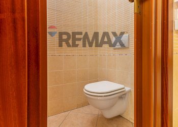 Bagno - Commercial Premises Via Pola
 
18, Sassari - photo 11