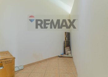 Stanza vuota - Commercial Premises Via Pola
 
18, Sassari - photo 13