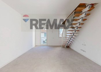 Stanza vuota - Villa Via San Basilio
 
13, Milano - foto 33