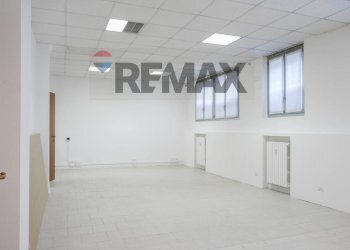 Stanza vuota - Ufficio Via Emilia
 
22, San Donato Milanese - foto 13