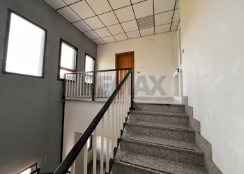 Scale - Locale Commerciale Strada Statale 7 Tre sabti
 
13, Ceppaloni - foto 4