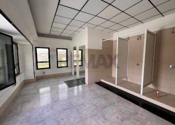 Non correlato - Locale Commerciale Strada Statale 7 Tre sabti
 
13, Ceppaloni - foto 18