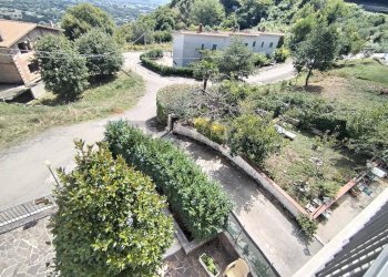 Giardino - Semi-detached house Morcone - photo 5