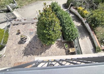 Giardino - Semi-detached house Morcone - photo 8