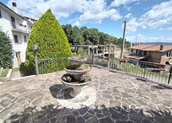 Terrazza - Semi-detached house Morcone - photo 9