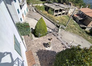 Edificio all\'aperto - Semi-detached house Morcone - photo 12