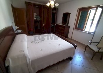 Camera / camera da letto - Semi-detached house Morcone - photo 17