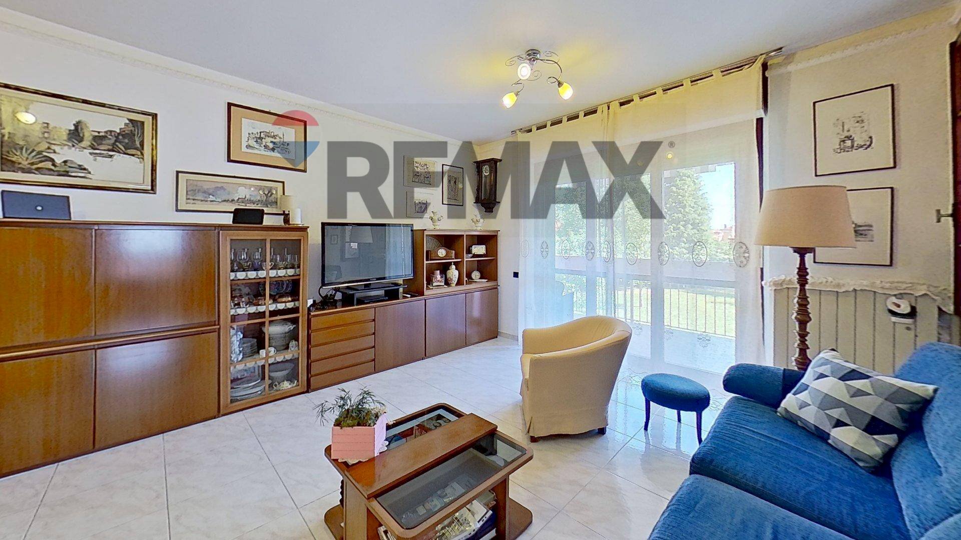 Soggiorno - Quadrilocale Via Garibaldi
 
137, Nerviano - foto 2