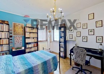 Camera / camera da letto - Quadrilocale Via Garibaldi
 
137, Nerviano - foto 25