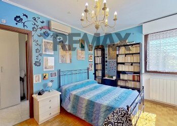 Camera / camera da letto - Quadrilocale Via Garibaldi
 
137, Nerviano - foto 26