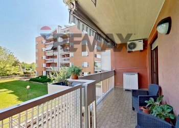 Balcone - Quadrilocale Via Garibaldi
 
137, Nerviano - foto 32